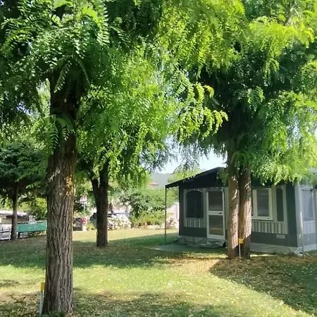 Parco Vacanze Bracchetto Vetta Campsite Carrodano Inferiore